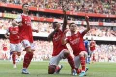 英超激战：利物浦客场对决水晶宫，球星对决与战术布局揭秘